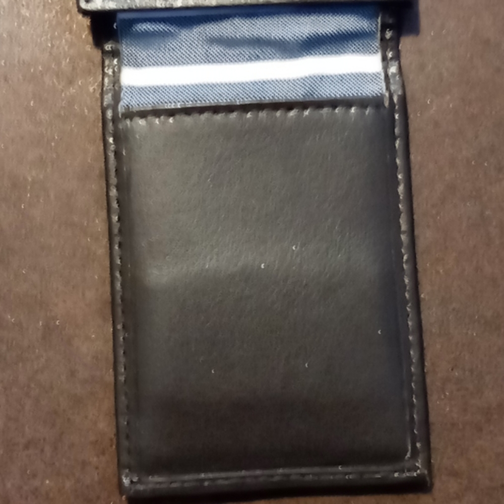 Wallet - Picture 3 of 4